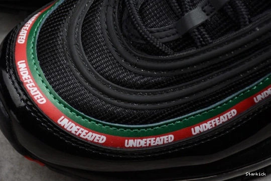 97 BLACK NIKE AJ1986-001 “UNDEFEATED” AIR MAX 0829